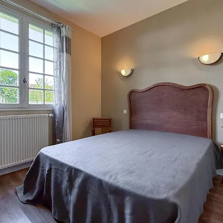 5 Bedroom Amazing In Holiday home
